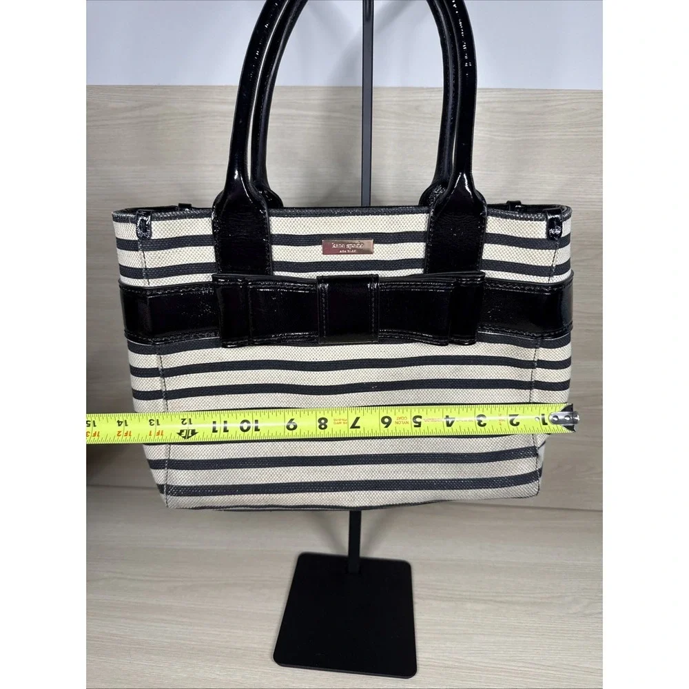 Kate‎ Spade Quinn Cream With Black Patent Leather Striped Purse, w/ Bow Tweed